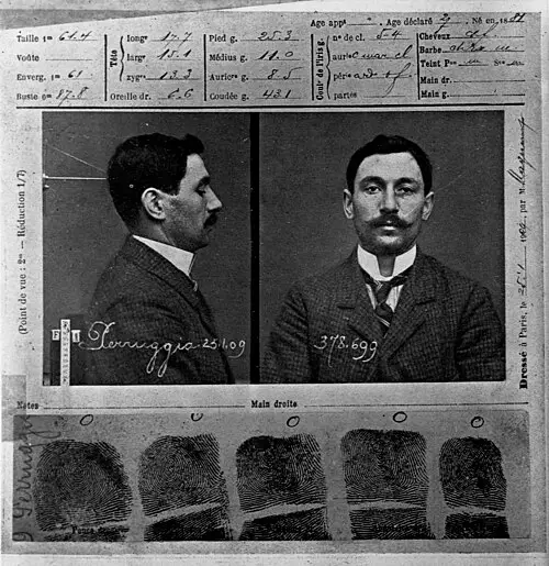 A frontal and profile photograph of Vincenzo Peruggia, the thief of the Mona Lisa, taken during his imprisonment and included in the case file.