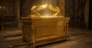 Historical reconstruction of the Ark of the Covenant